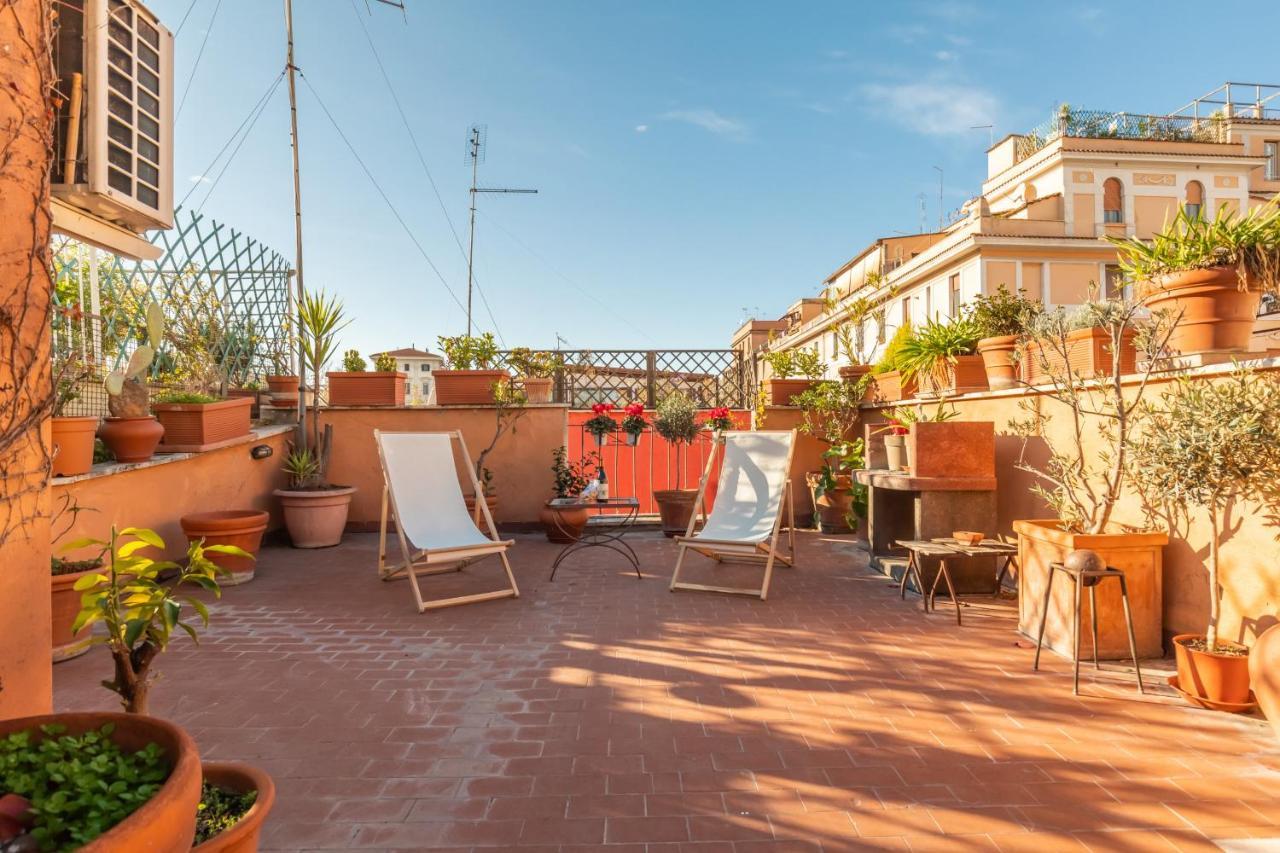 Bright And Comfy Terraced Apartment In Trastevere Rom Exteriör bild