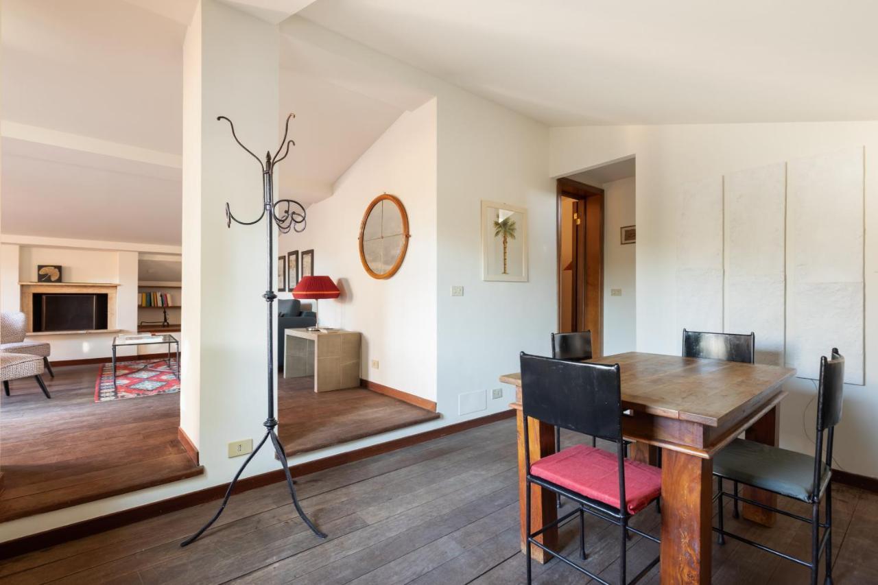 Bright And Comfy Terraced Apartment In Trastevere Rom Exteriör bild