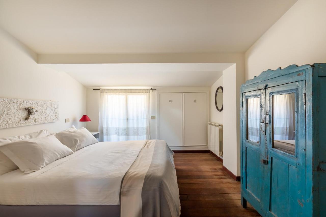 Bright And Comfy Terraced Apartment In Trastevere Rom Exteriör bild